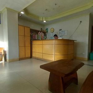 Oyo 1066 Dorotello Apartelle